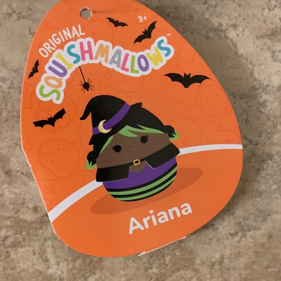 Squishmallows NEW Ariana Witch Plush with Black Hat and Green Hair - Picture 4 of 7
